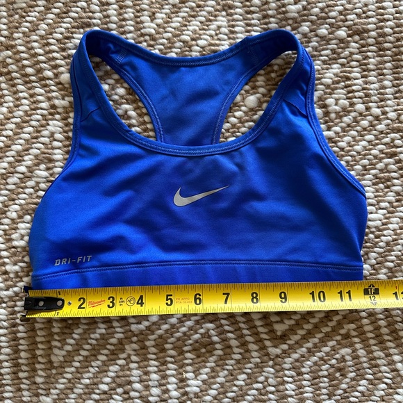 Nike Dri-Fit Compression Sports Bra Size Small - Picture 3 of 3